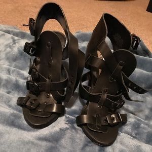 Steve Madden Sandal- New Never Worn